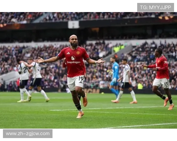 曼联主场2-0复仇热刺，卡里克执教取得四连胜